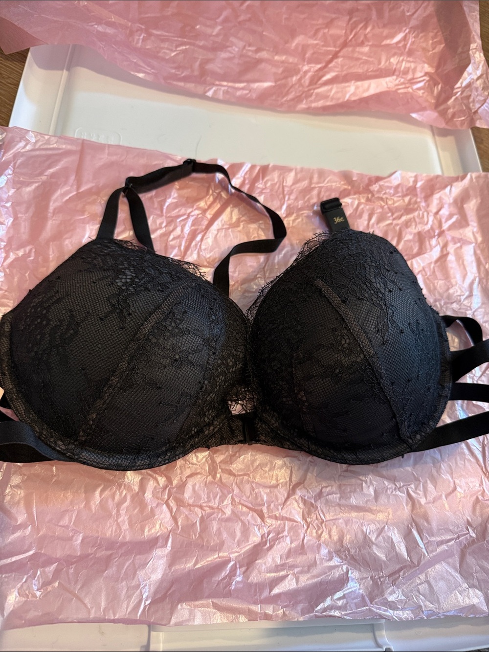 Victoria’s Secret Black Lace Underwire Push-Up Bra - Women Intimates 36C